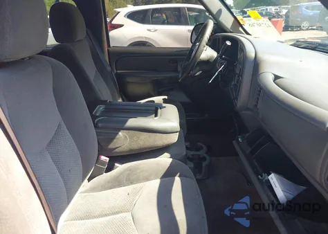 2006 Chevrolet Silverado C1500 from USA, damaged, VIN 2GCEC13V061301326